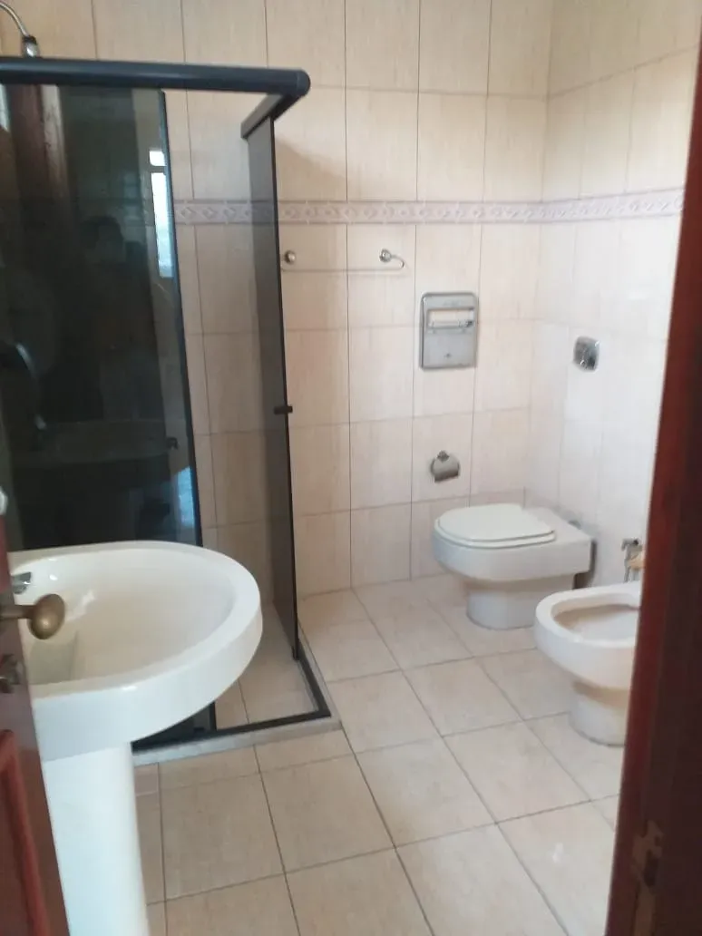 Дуплекс-дом с 3 спальнями и 4 ванными и 2 парковками — photo 44