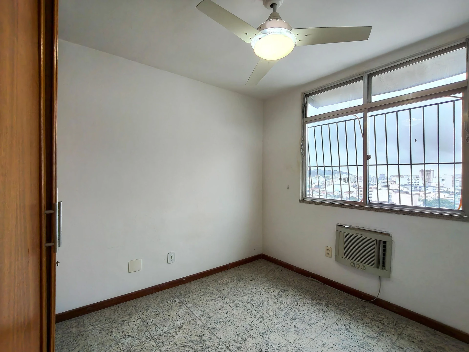 Apartamento com 3 quartos e varanda com churrasqueira — photo 48
