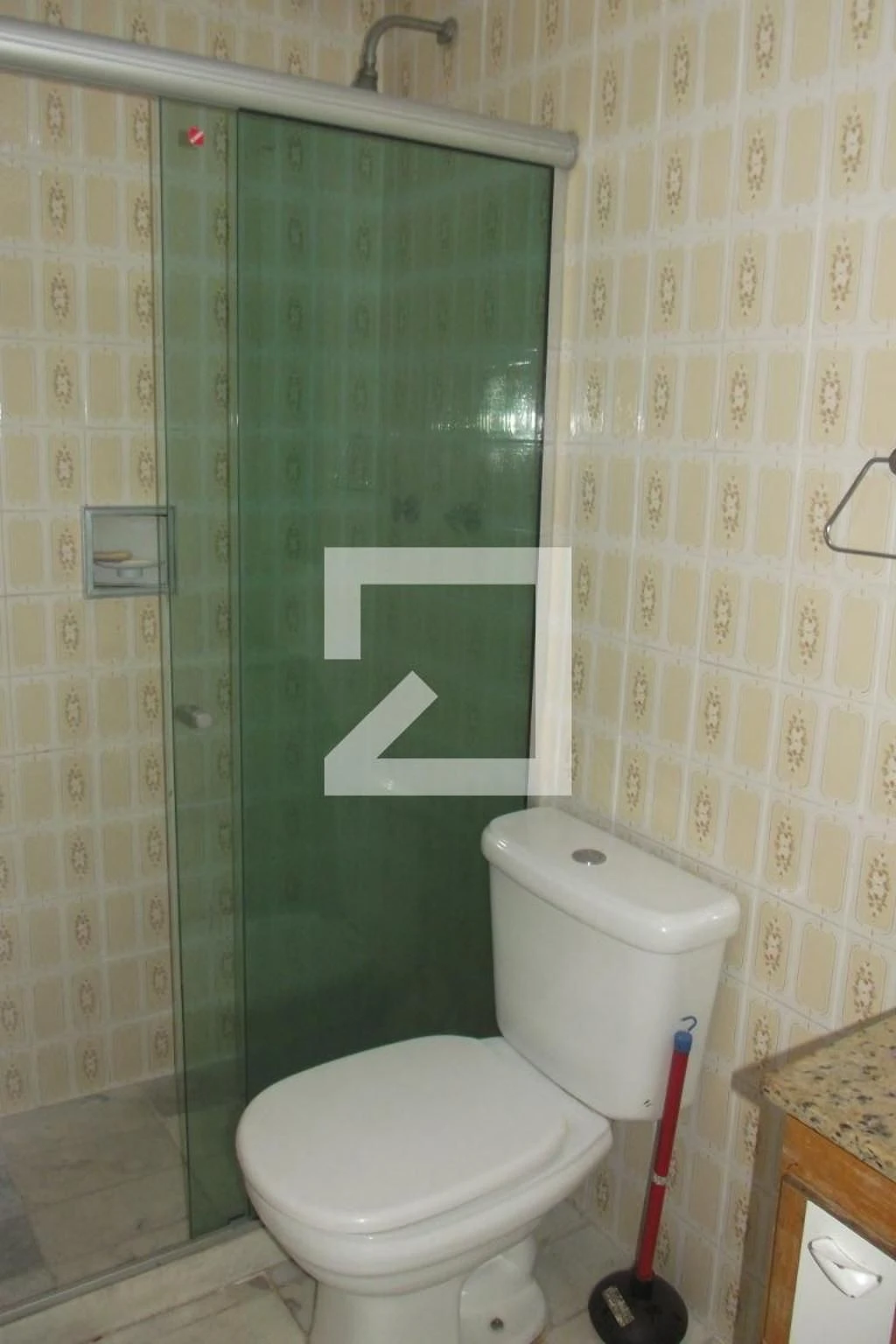 Unfurnished 2-bedroom apartment with a suite bathroom — photo 64