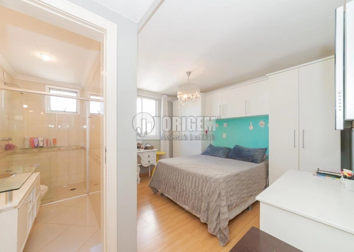 Furnished 216 m² apartment with 3 en-suites — photo 42