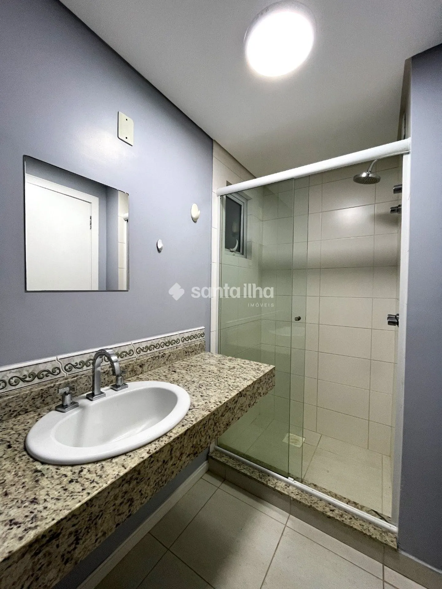 Furnished 2-bedroom apartment with balcony — photo 5