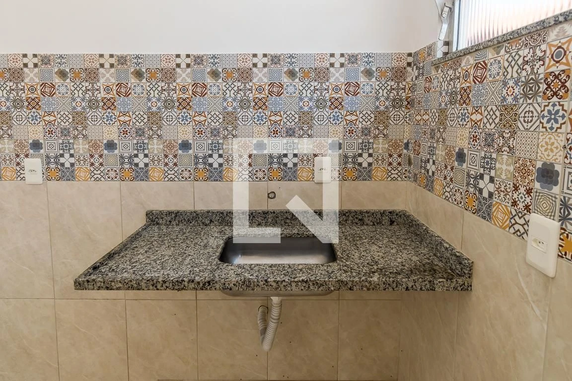 Apartment with 2 bedrooms and a gas stove — photo 16