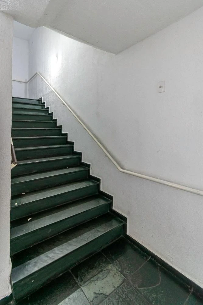 Apartamento de 2 quartos em condomínio com piscina — photo 34