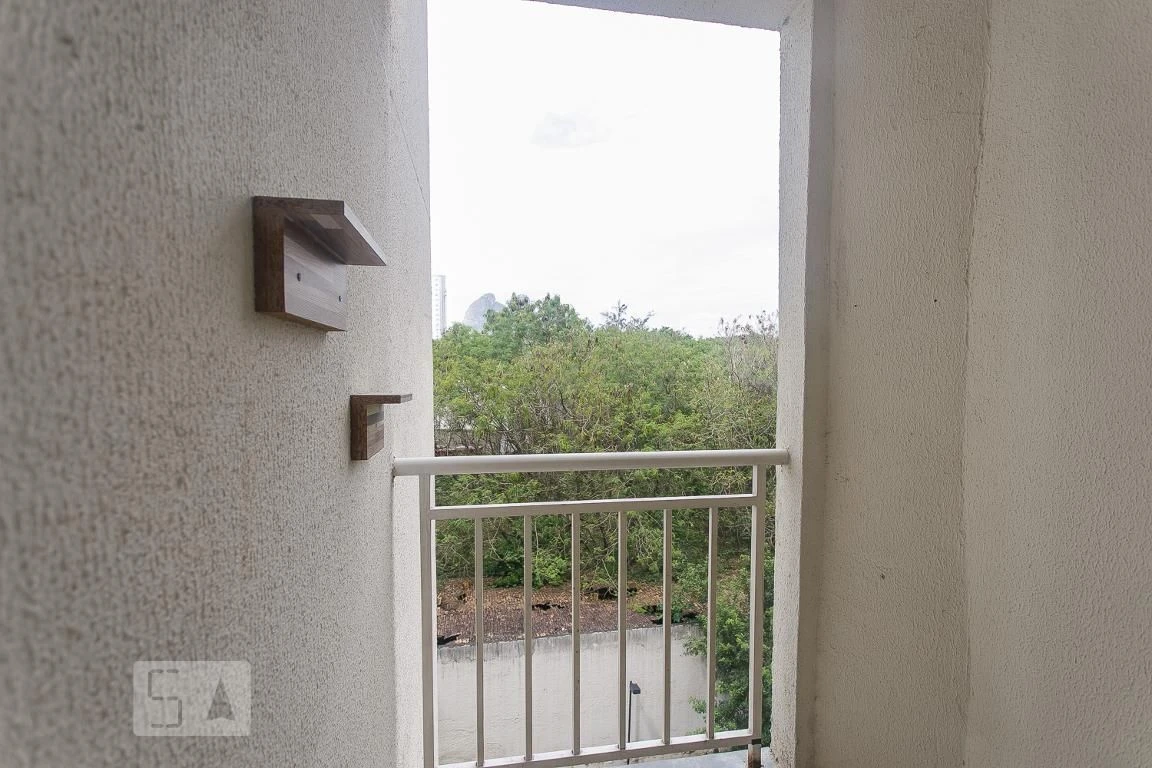 Furnished 2-bedroom apartment with a balcony — photo 21
