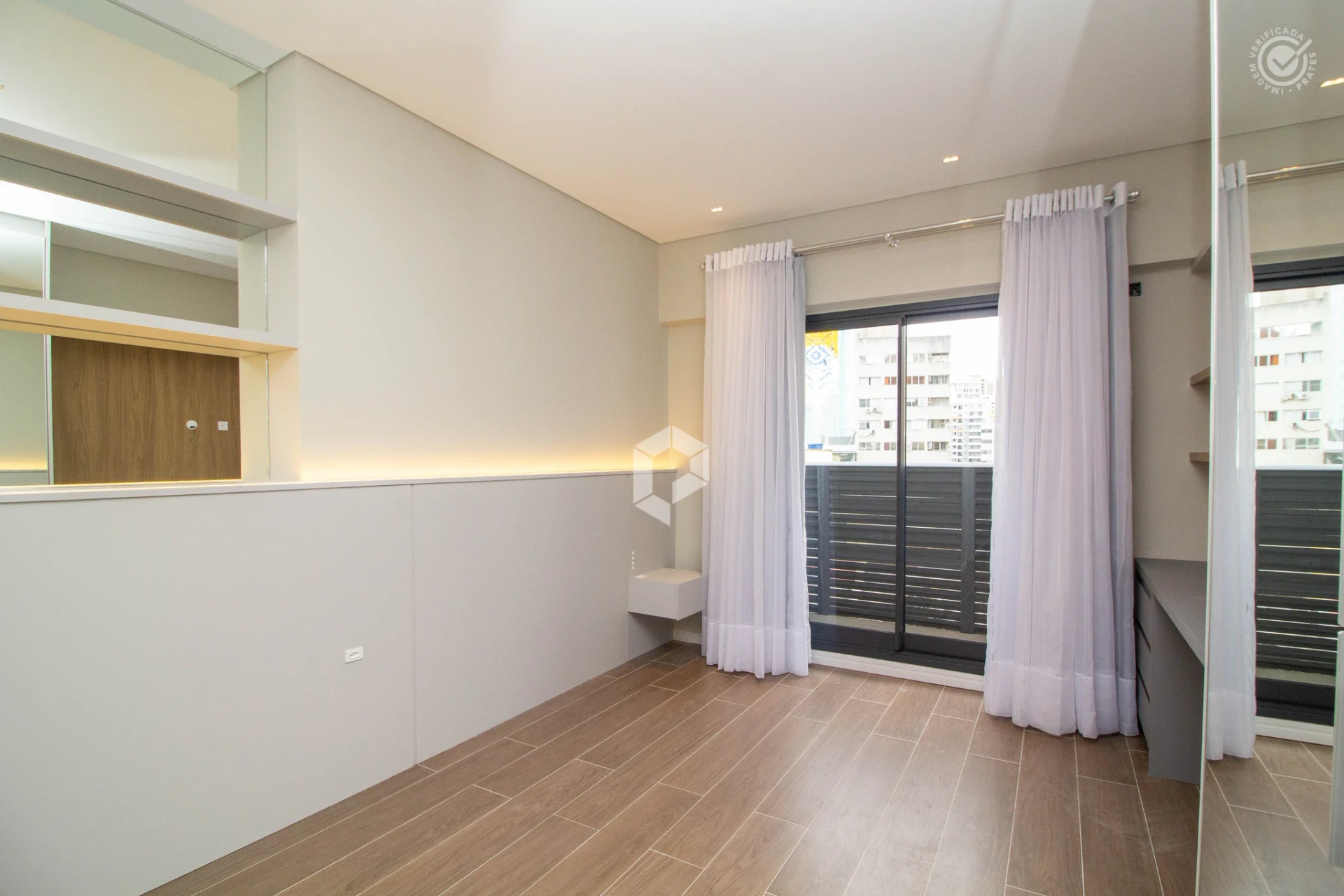 Home office in a one-bedroom apartment, 18 m² — photo 7