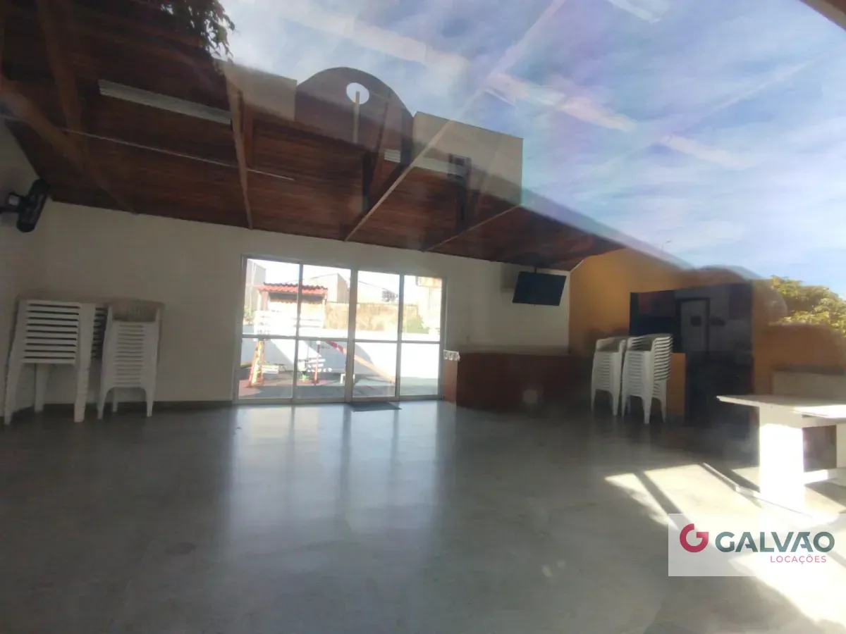 Apartamento térreo de 54 m² com armários na cozinha — photo 21