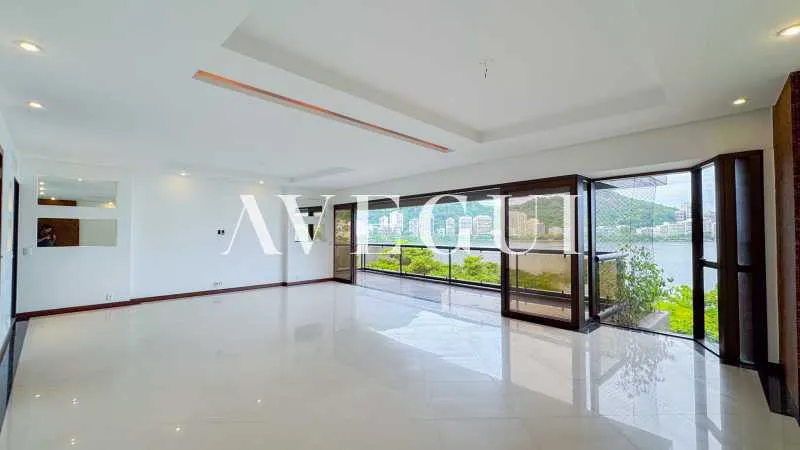 Apartamento residencial com 4 quartos e varanda fechada — photo 2