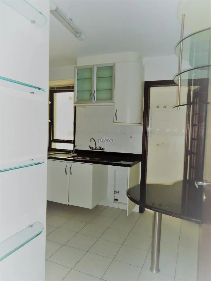 2-bedroom apartment with a grill on the balcony — photo 2