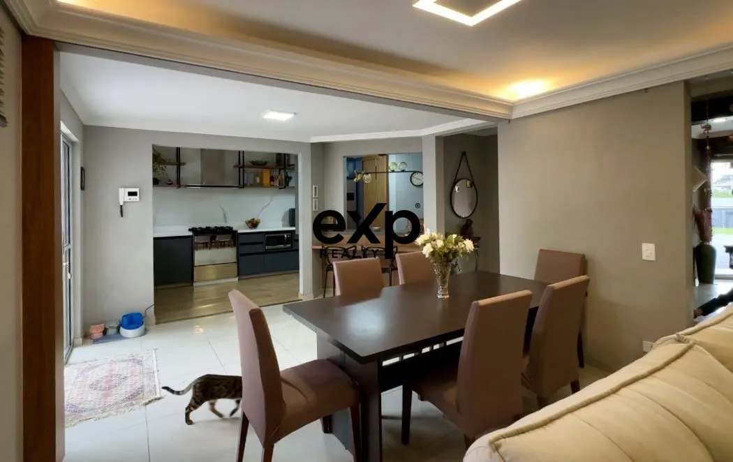Rental house with 4 bedrooms and 3 bathrooms — photo 43