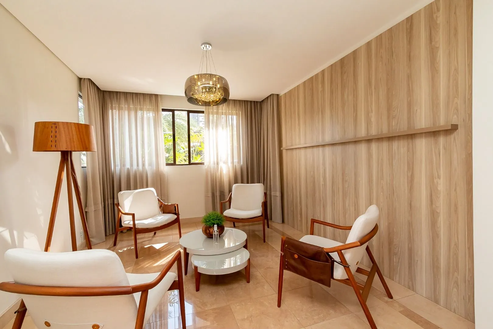 119 m² apartment with floor-to-ceiling windows and a bathtub — photo 42