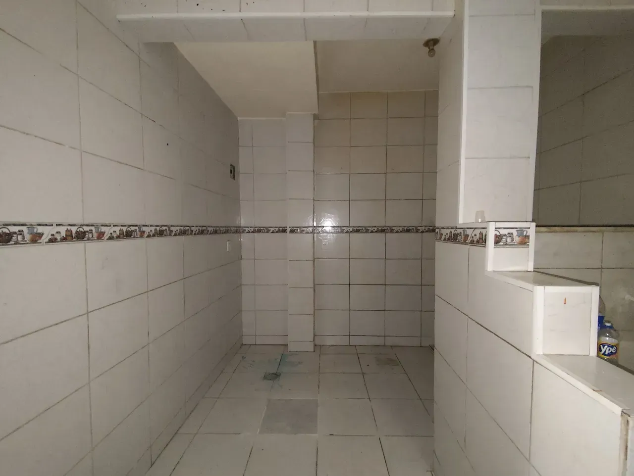 Unfurnished apartment with 3 bedrooms and 1 bathroom — photo 8