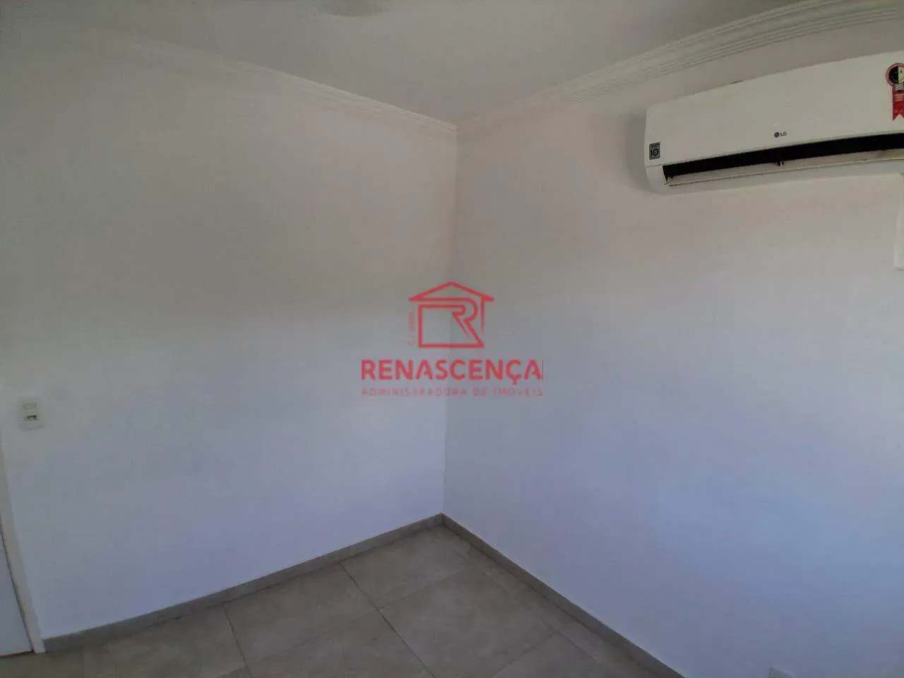 Apartamento térreo interno com cozinha fechada a gás — photo 16