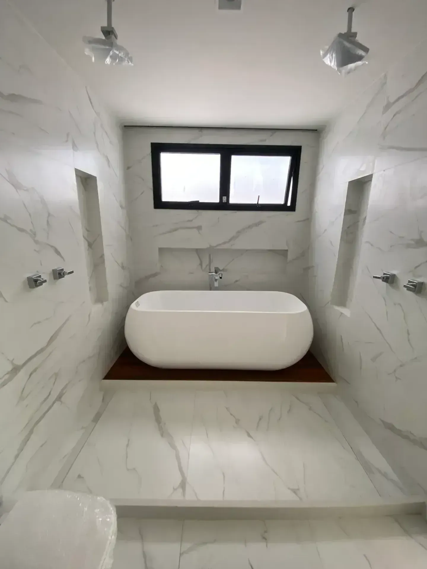 Unfurnished house with 5 bedrooms and 5 bathrooms — photo 19