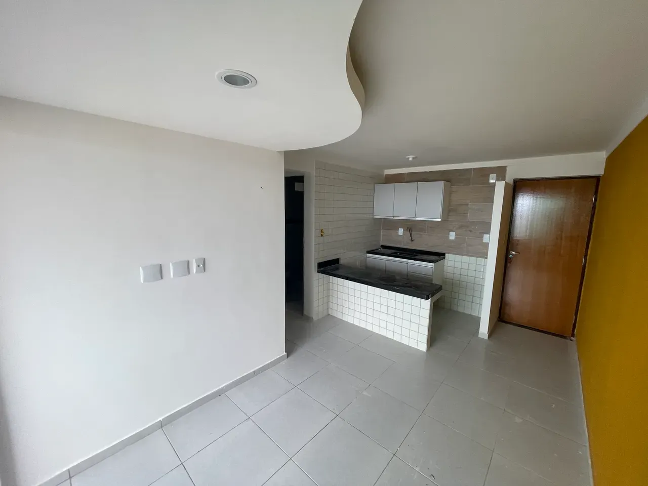 2-bedroom apartment with balcony and water view — photo 16