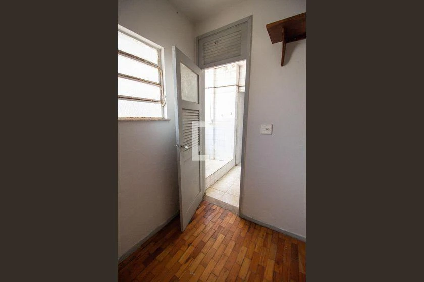 Apartment, 85 m², with wood or laminate floors — photo 38