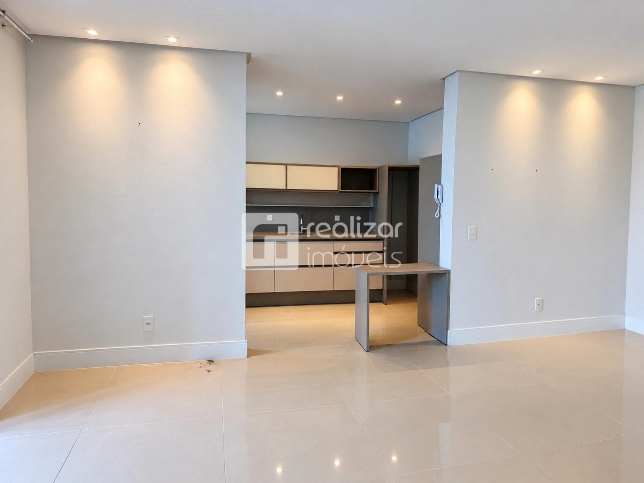 Furnished apartment, 79 m², with a grill on the balcony — photo 10
