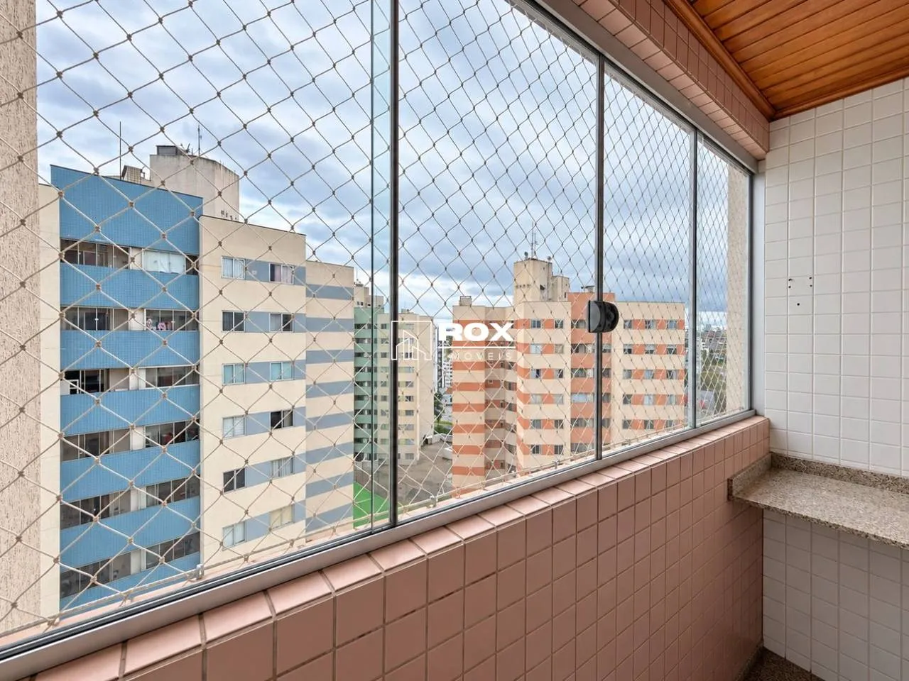 Квартира з 3 спальнями та балконом із грилем, Куритиба — photo 16