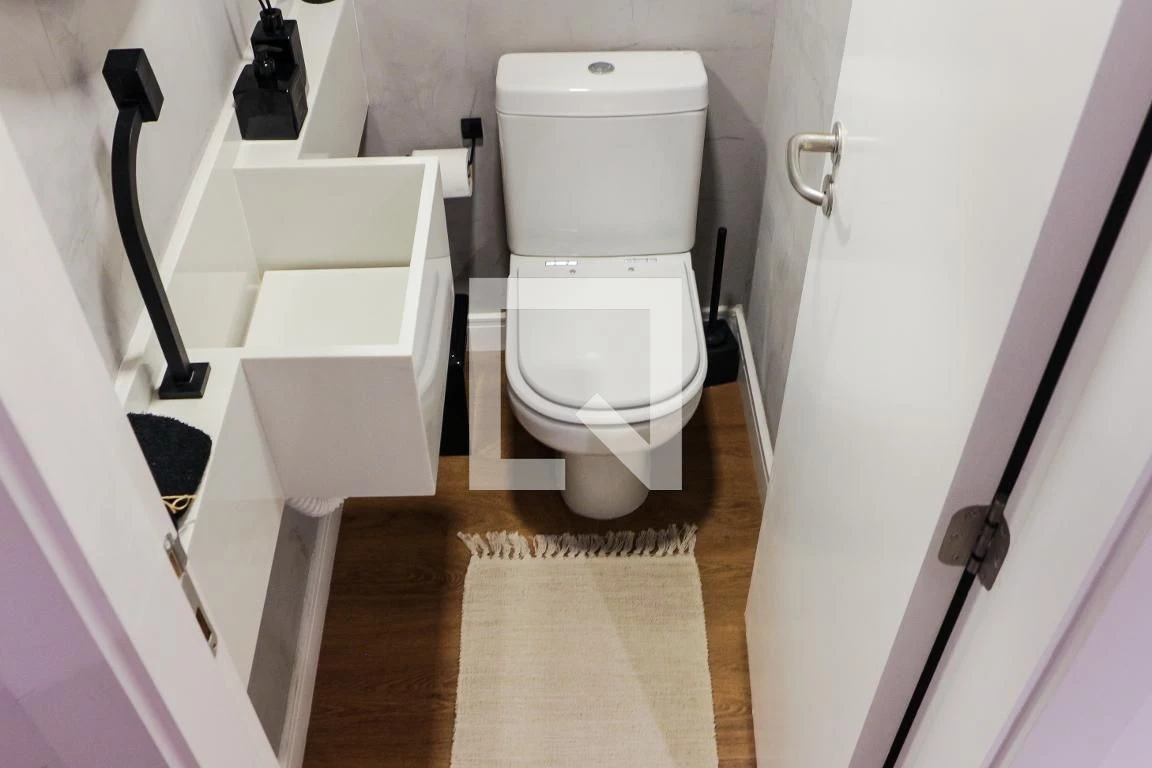 Furnished apartment, 78 m², with a walk-in closet — photo 24