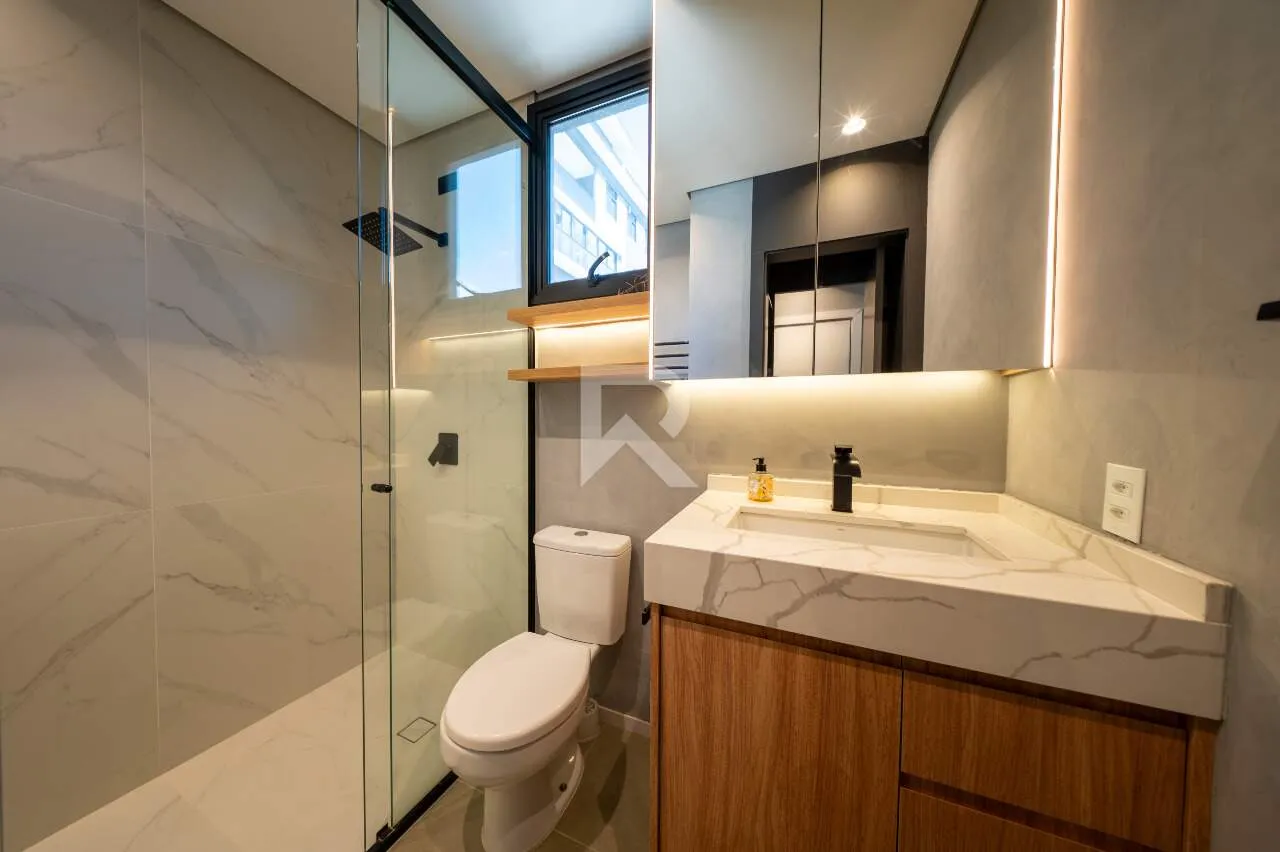 2-bedroom apartment in a building with a sauna — photo 40