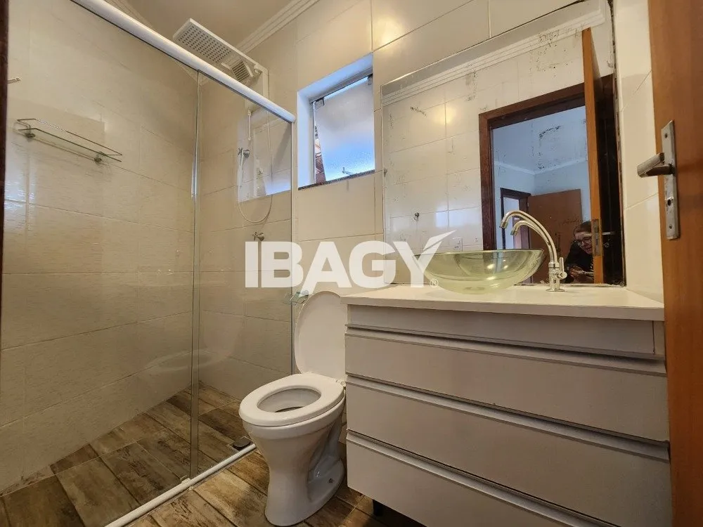2-bedroom apartment with a home office — photo 11