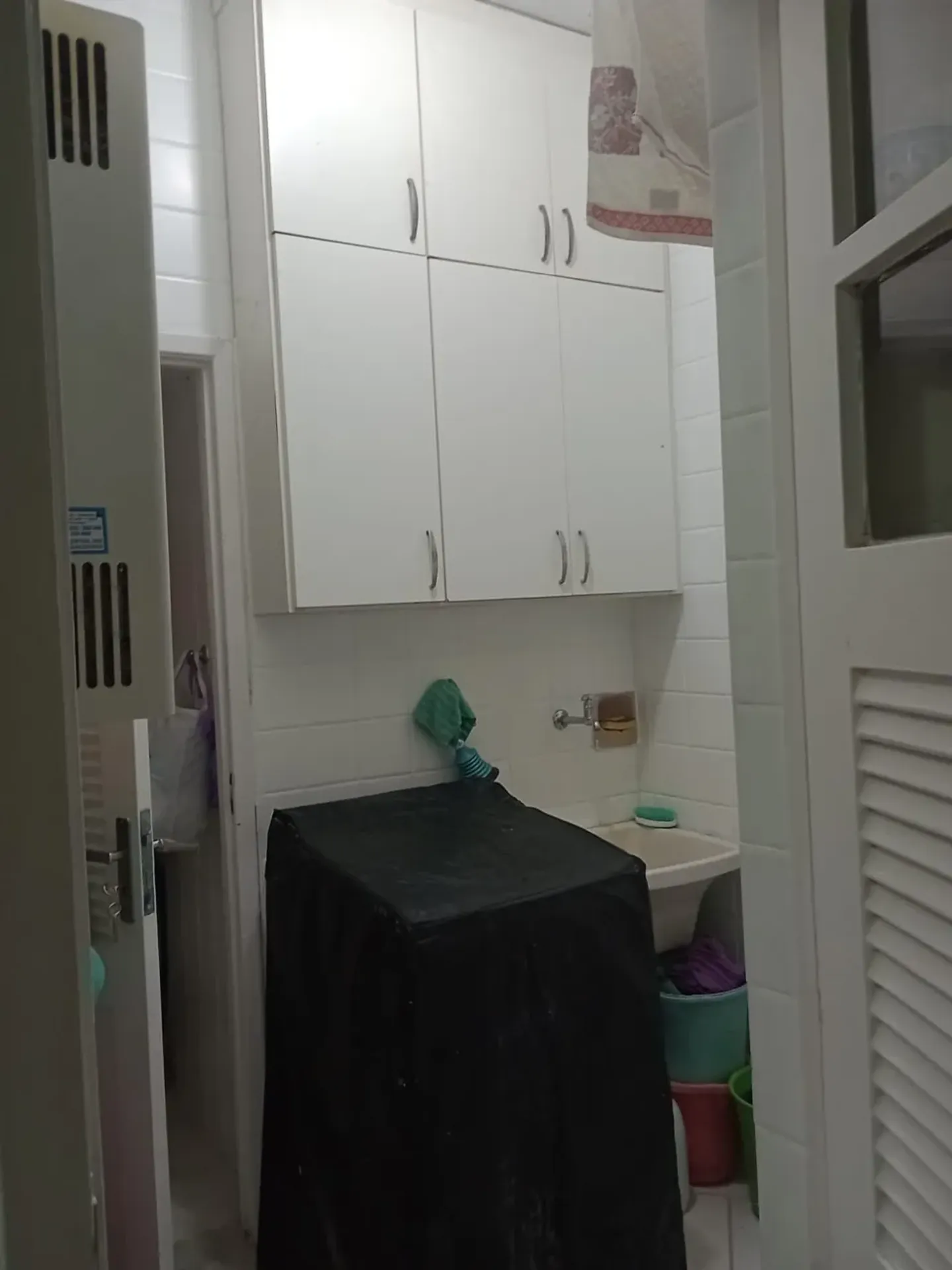 Washing machine in a 3-bedroom apartment, 123 m² — photo 15