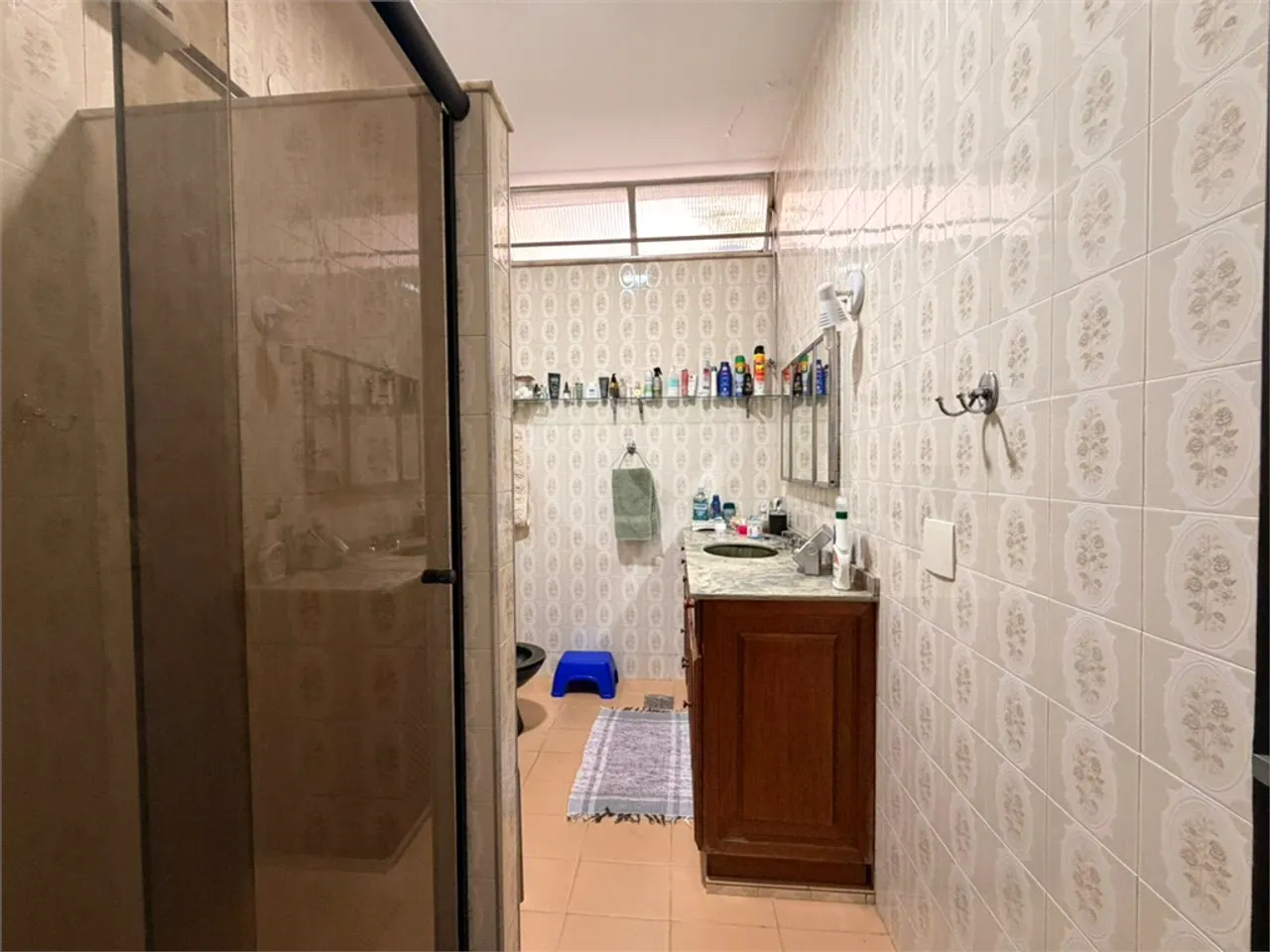 Casa com 5 quartos e 5 banheiros, varanda e janelas amplas — photo 14