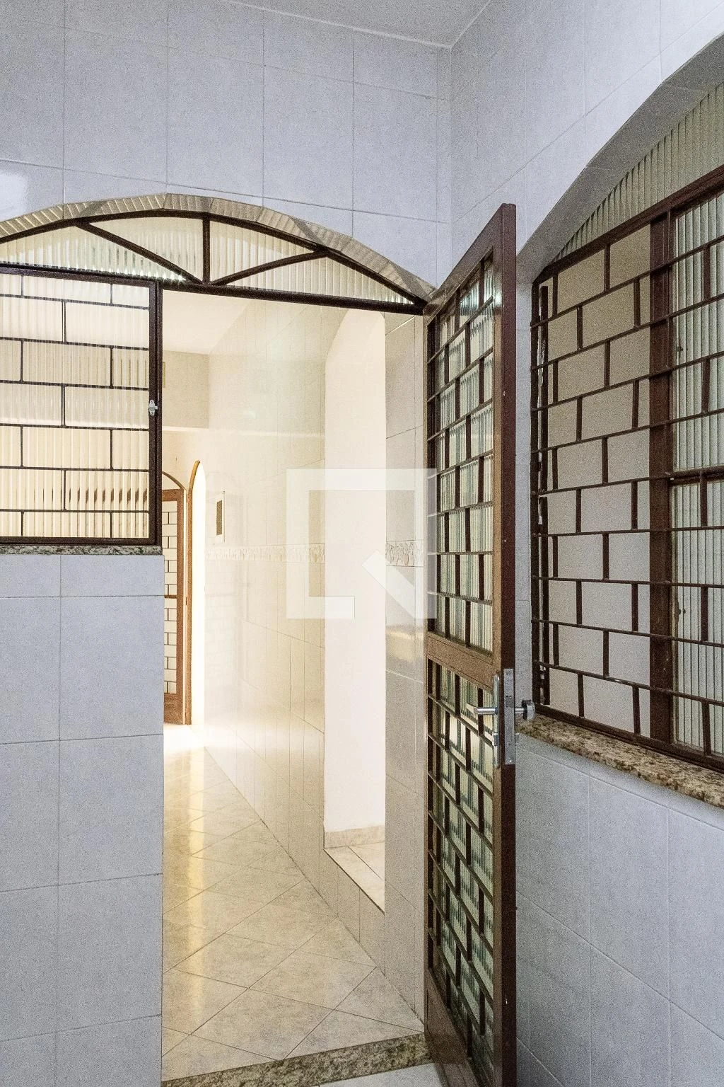 Будинок 60 м² з робочим місцем та видом на гори — photo 18
