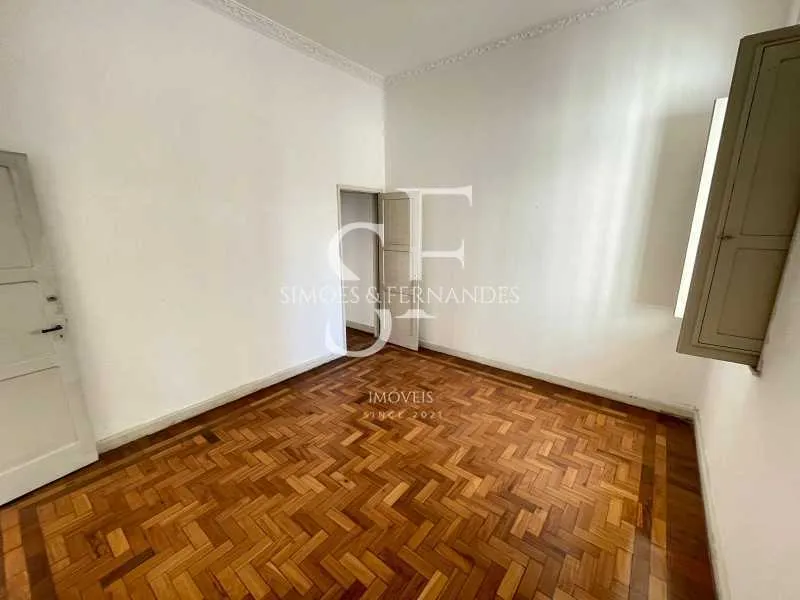 Casa com 4 quartos, 3 banheiros e 4 vagas — photo 17