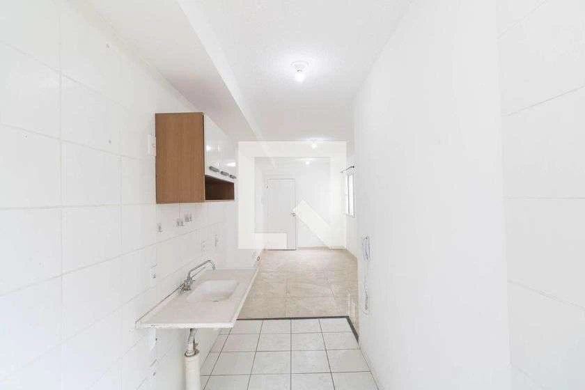 Apartamento de 49 m² com box de vidro no banheiro — photo 13