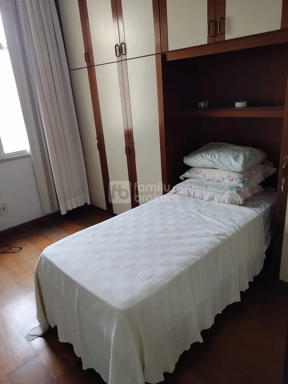 Furnished 3-bedroom apartment with 140 m² — photo 5