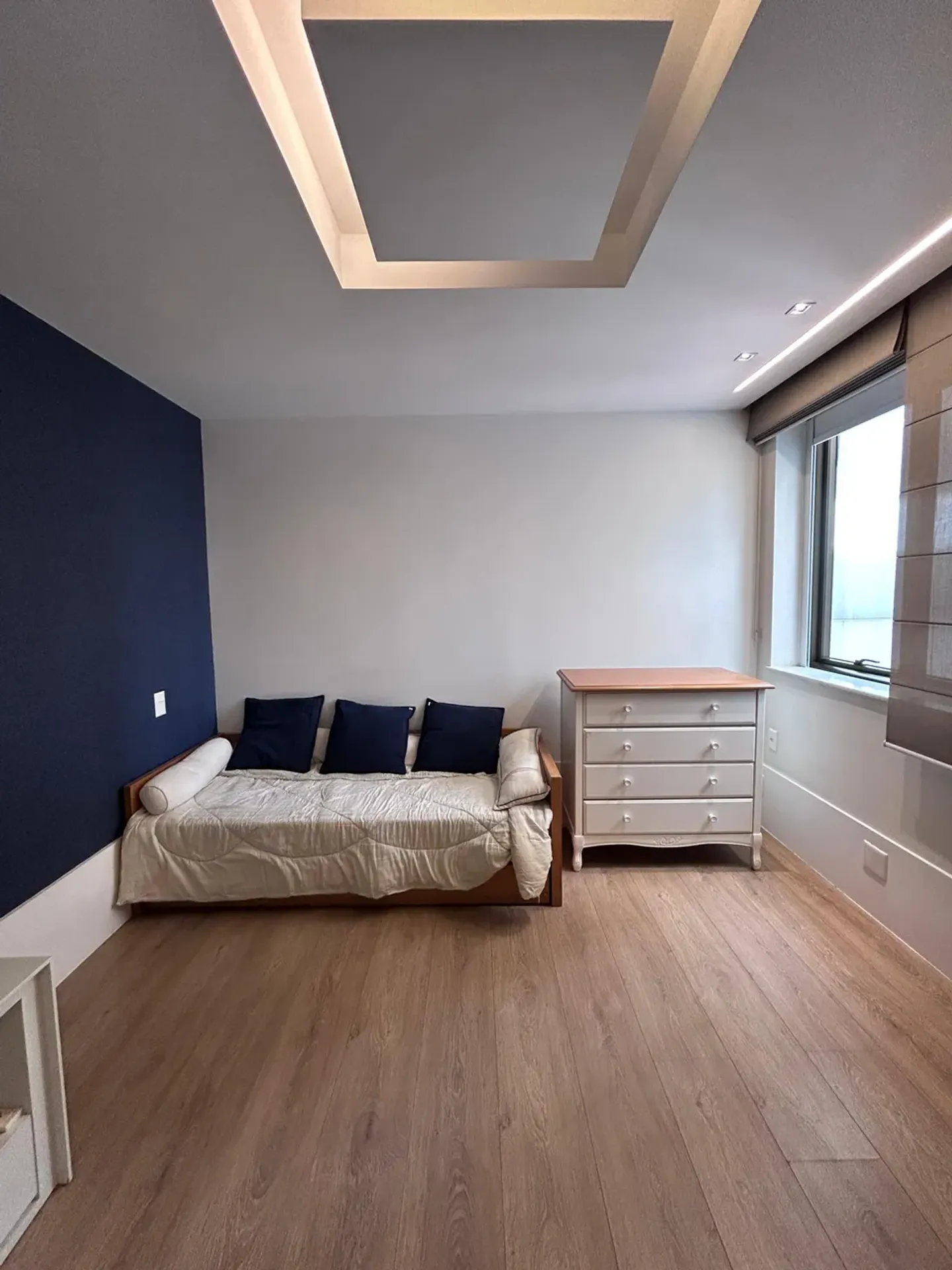 Furnished 2-bedroom apartment with 2 bathrooms — photo 28