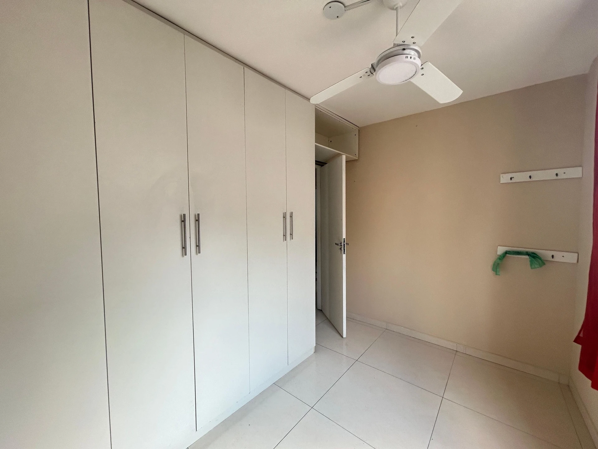 Квартира 40 м² с рабочим местом и стиральной машиной — photo 14