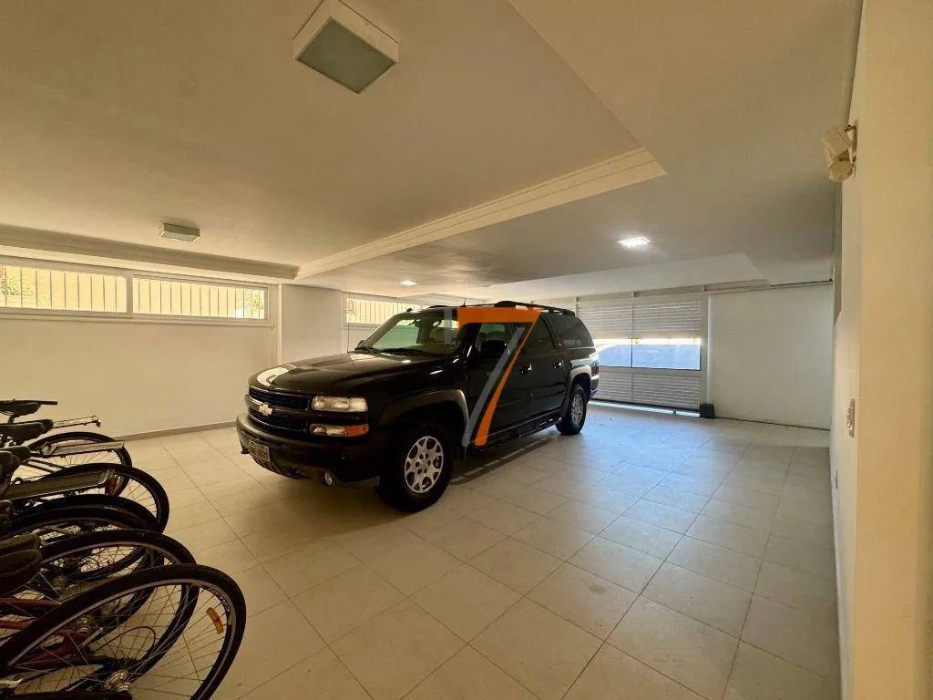 Furnished house with 8 bedrooms and 11 bathrooms — photo 28