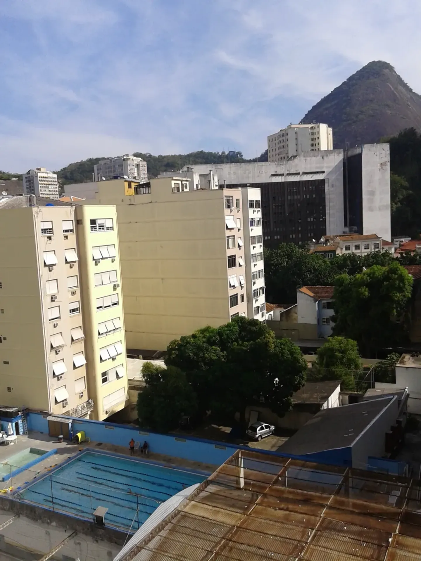 Mountain view in a one-bedroom apartment, 24 m² — photo 15