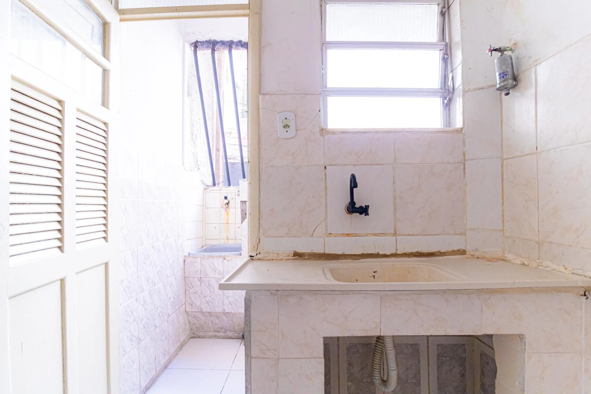 Rental apartment with 2 bedrooms and 1 bathroom — photo 12