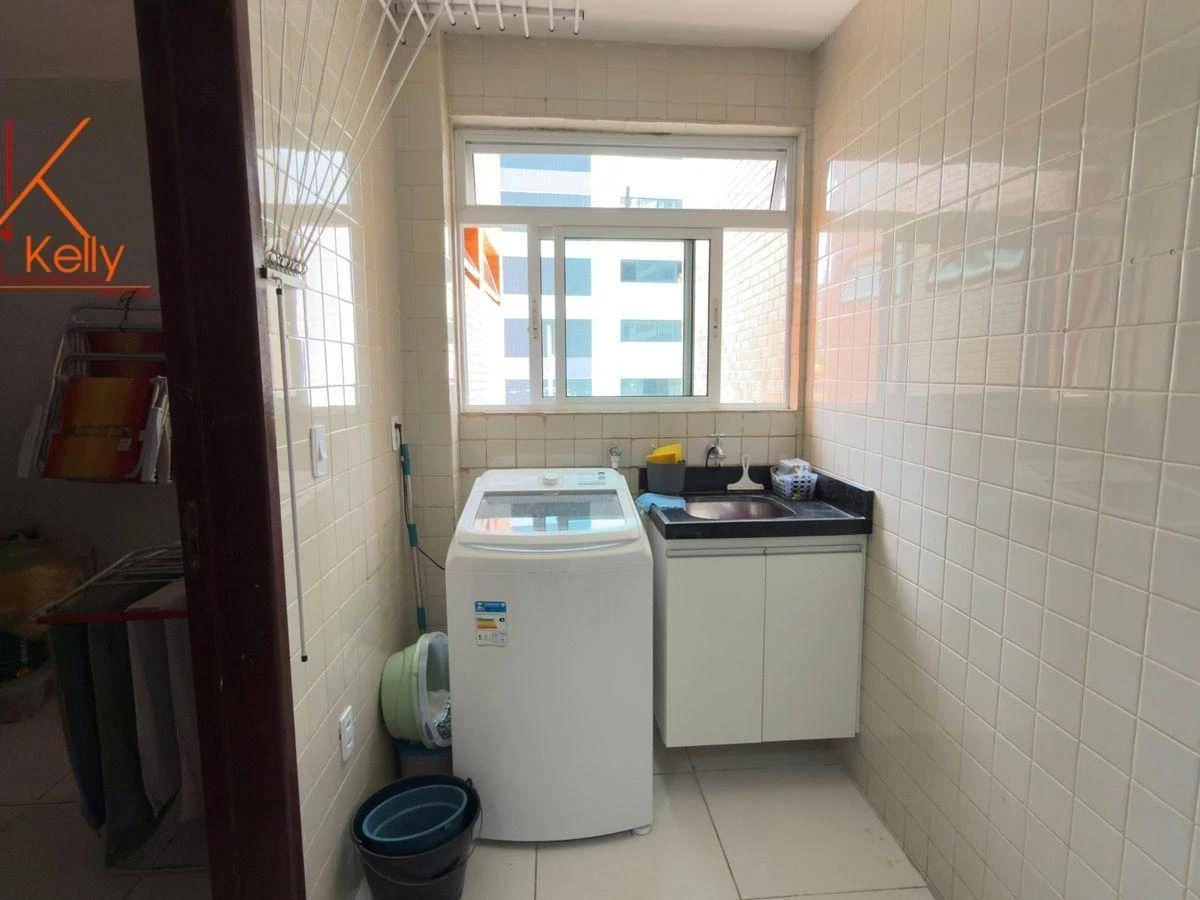 3-bedroom apartment with a washing machine in João Pessoa — photo 12