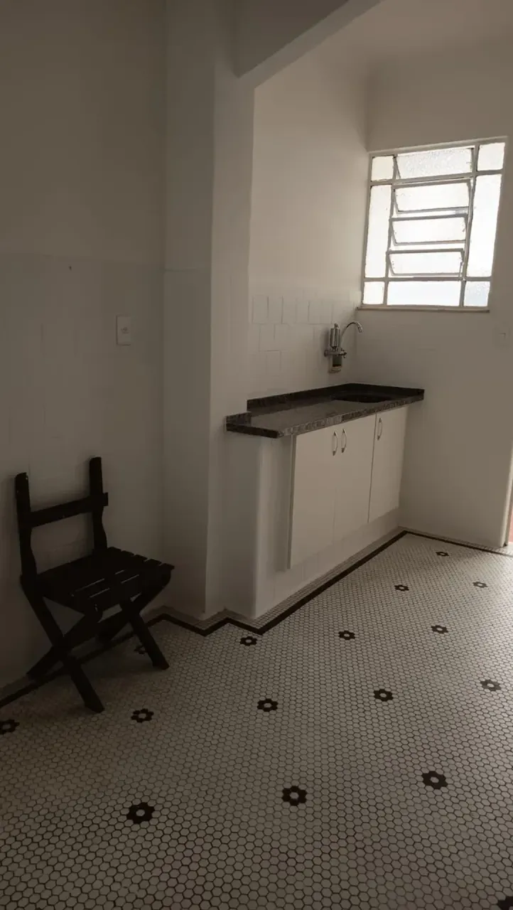 Unfurnished apartment with 2 bedrooms, 3 baths — photo 2