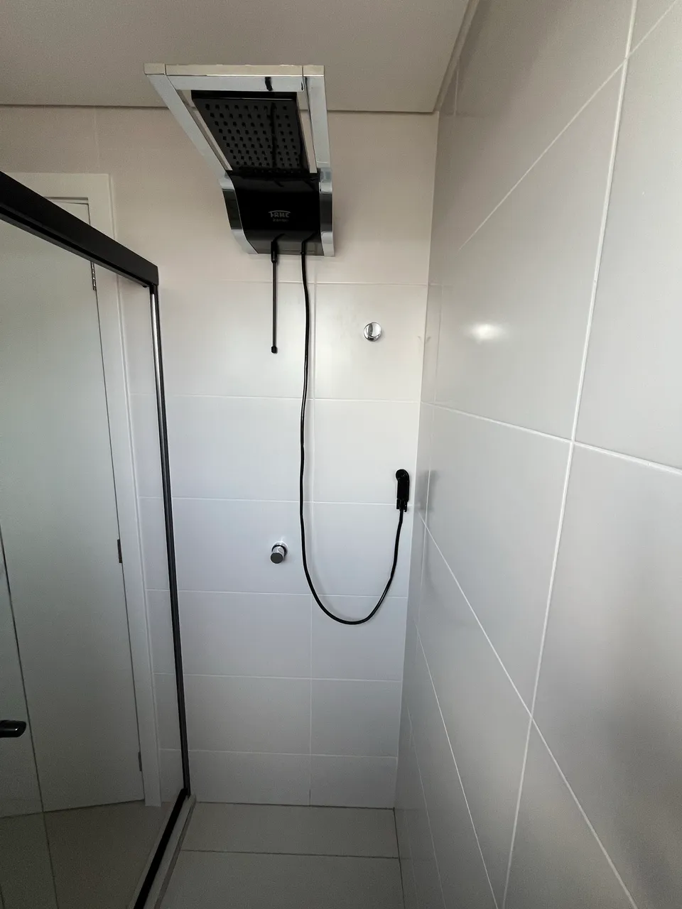 Furnished studio, 24 m², with wood or laminate floors — photo 10