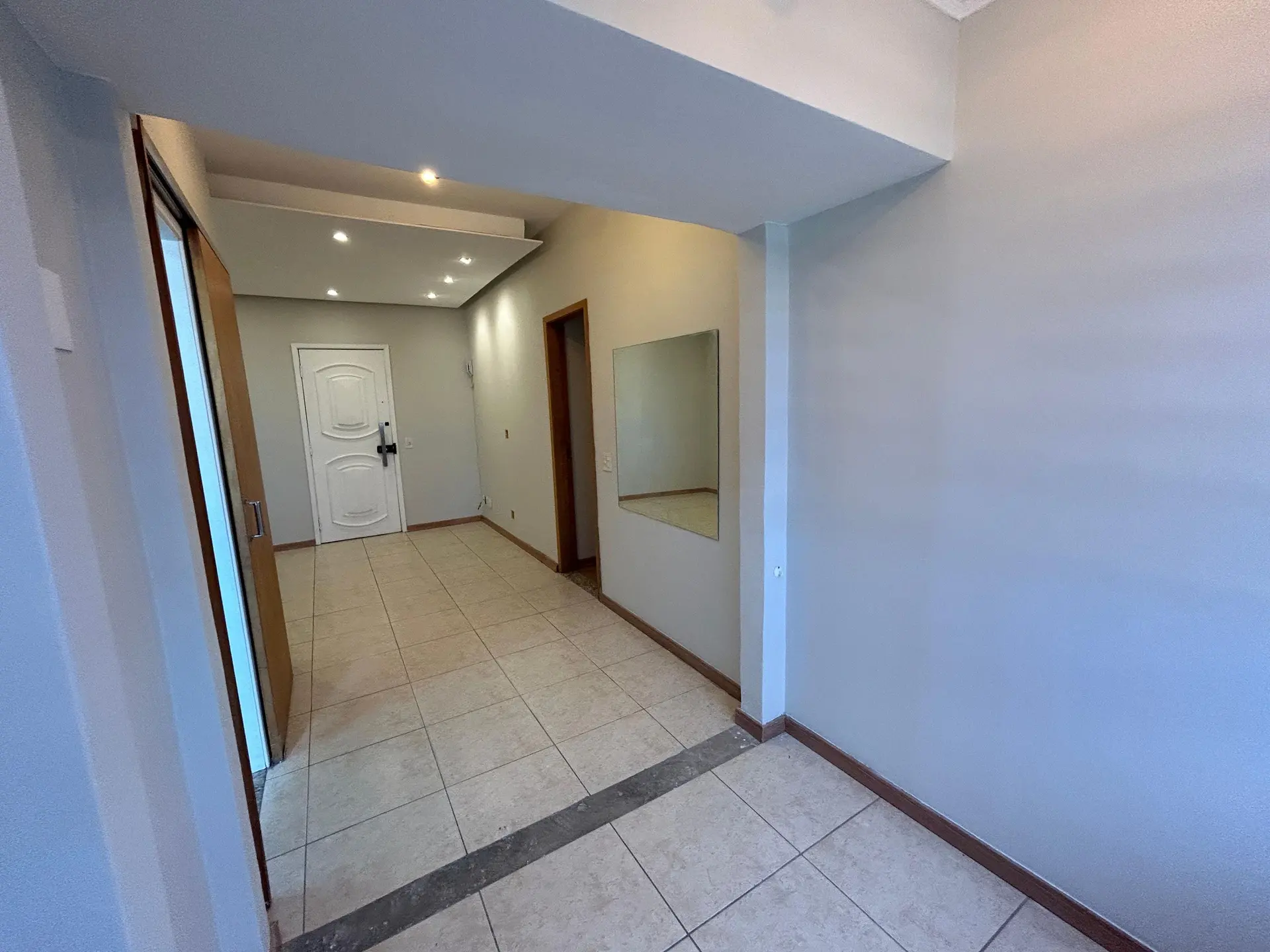2-bedroom apartment with 1 bathroom and 1 parking space — photo 32