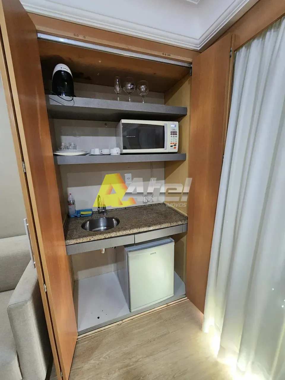 Rental apartment with no parking, 1 bedroom and 1 bath — photo 2