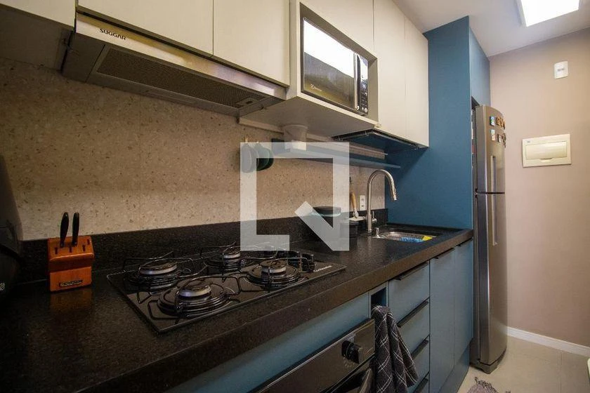 One-bedroom apartment with a washing machine — photo 16