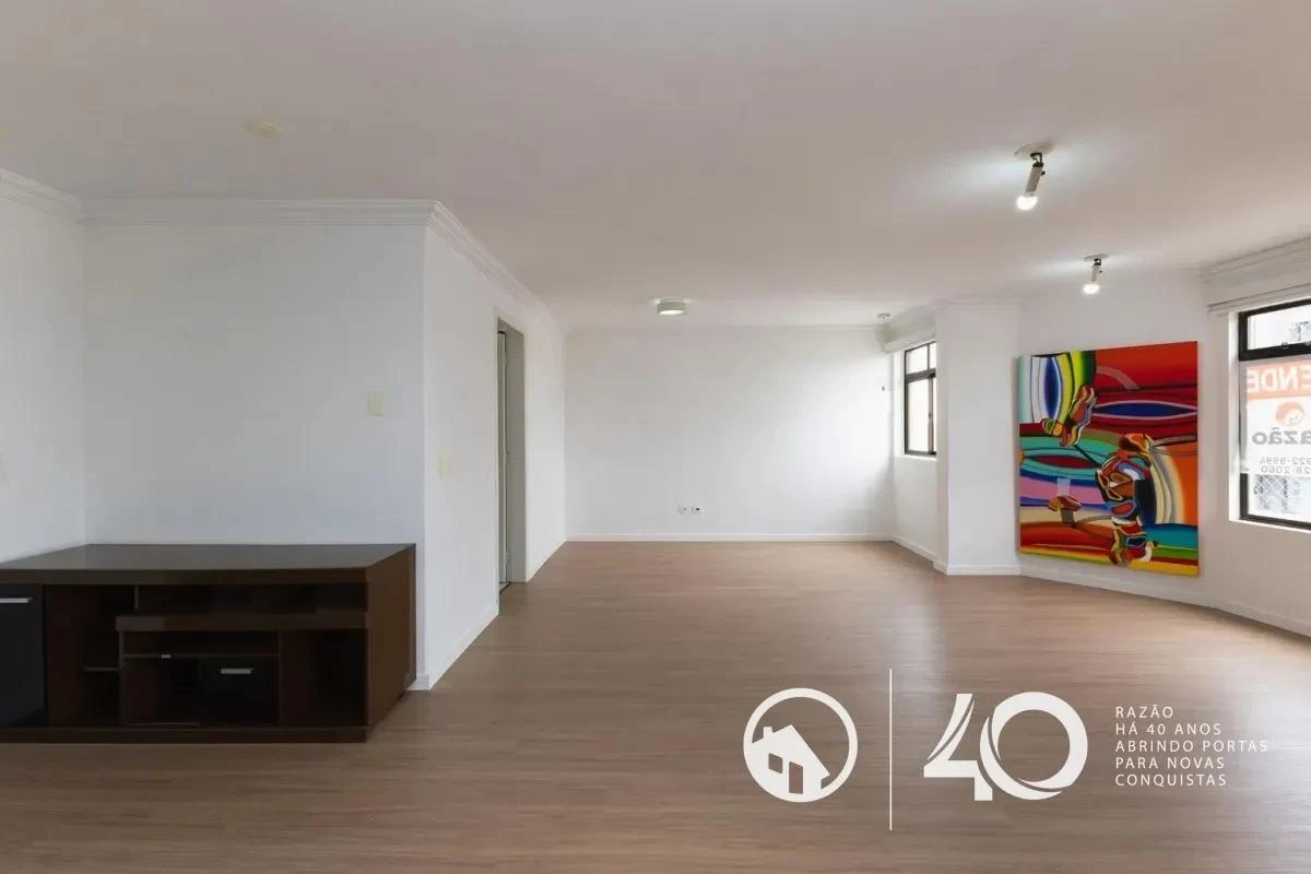 Apartment, 148 m², with a glass-enclosed balcony — photo 15