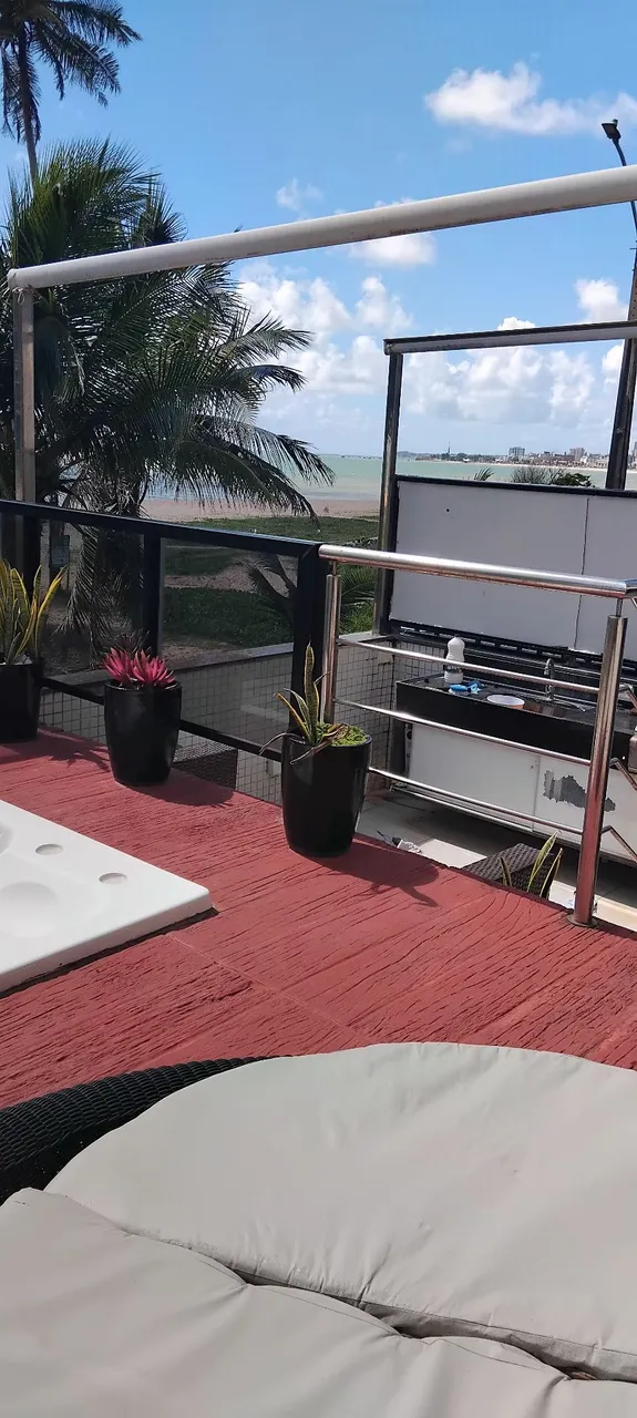 Water view in a one-bedroom apartment, 52 m² — photo 9