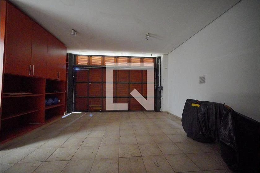 Панорамные окна и 7 спален: дом 700 м² — photo 49