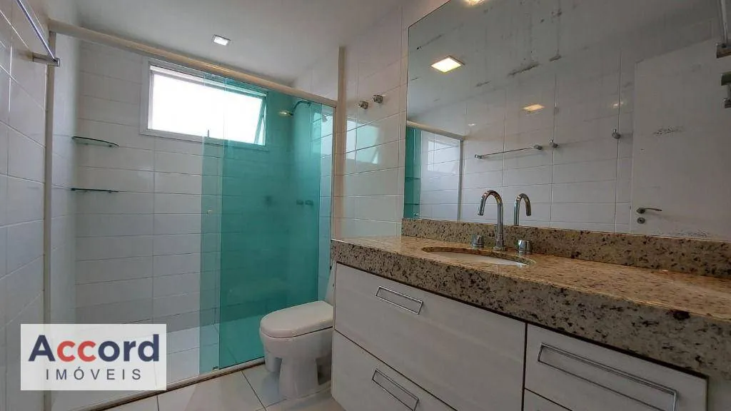 Furnished 3-bedroom apartment with 115 m² — photo 11
