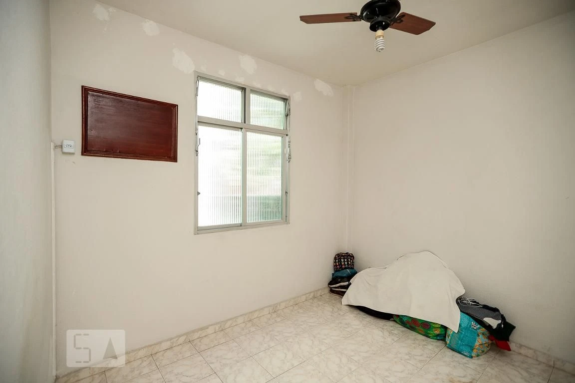 1-bedroom unfurnished apartment with parking and laundry — photo 4
