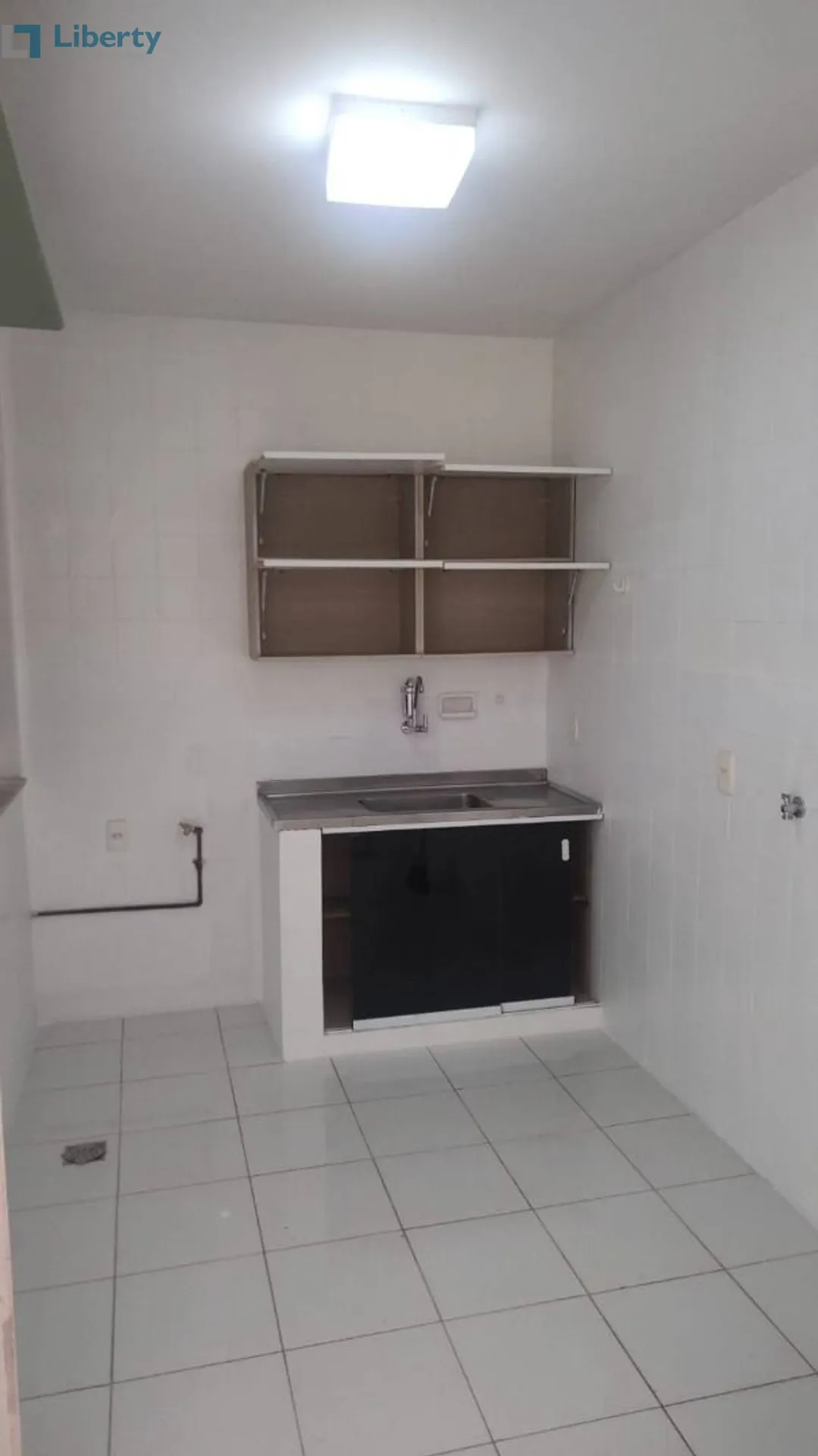 Apartment on the 3rd floor with wood or laminate floors — photo 2