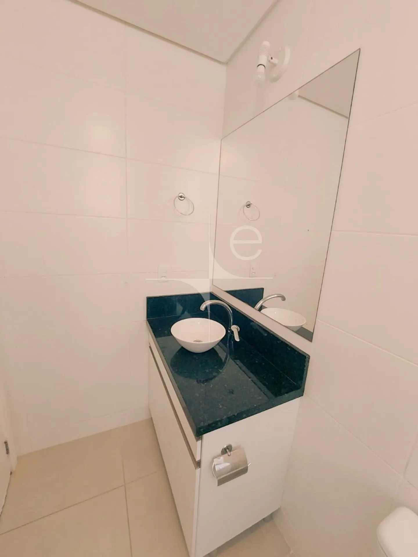 Furnished 2 en-suite apartment with 70 m² — photo 22