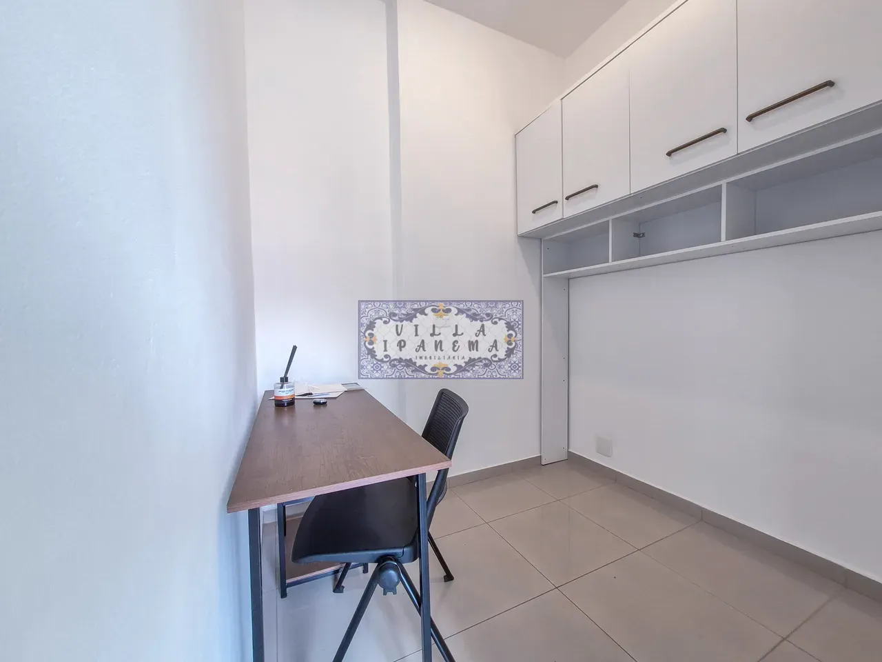 80 m² apartment with a washing machine and a home office — photo 23