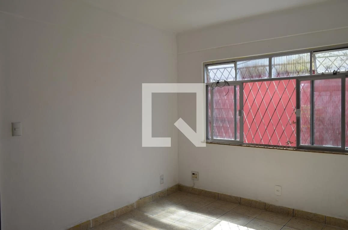 House with 2 bedrooms and a private BBQ — photo 12